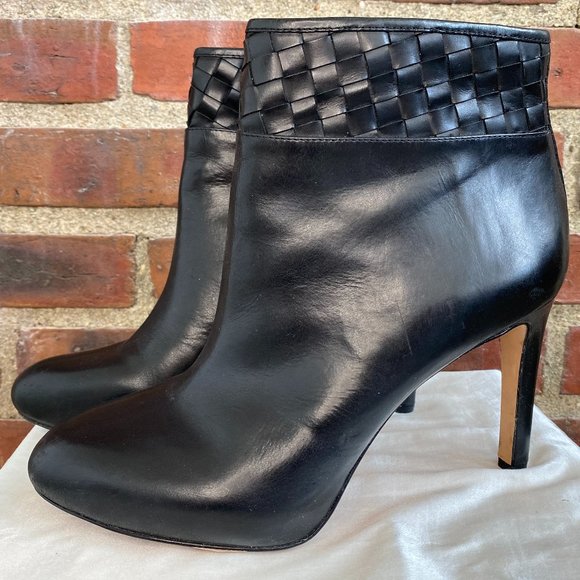 Antonio Melani Black Heeled Leather Ankle Booties - Picture 11 of 11